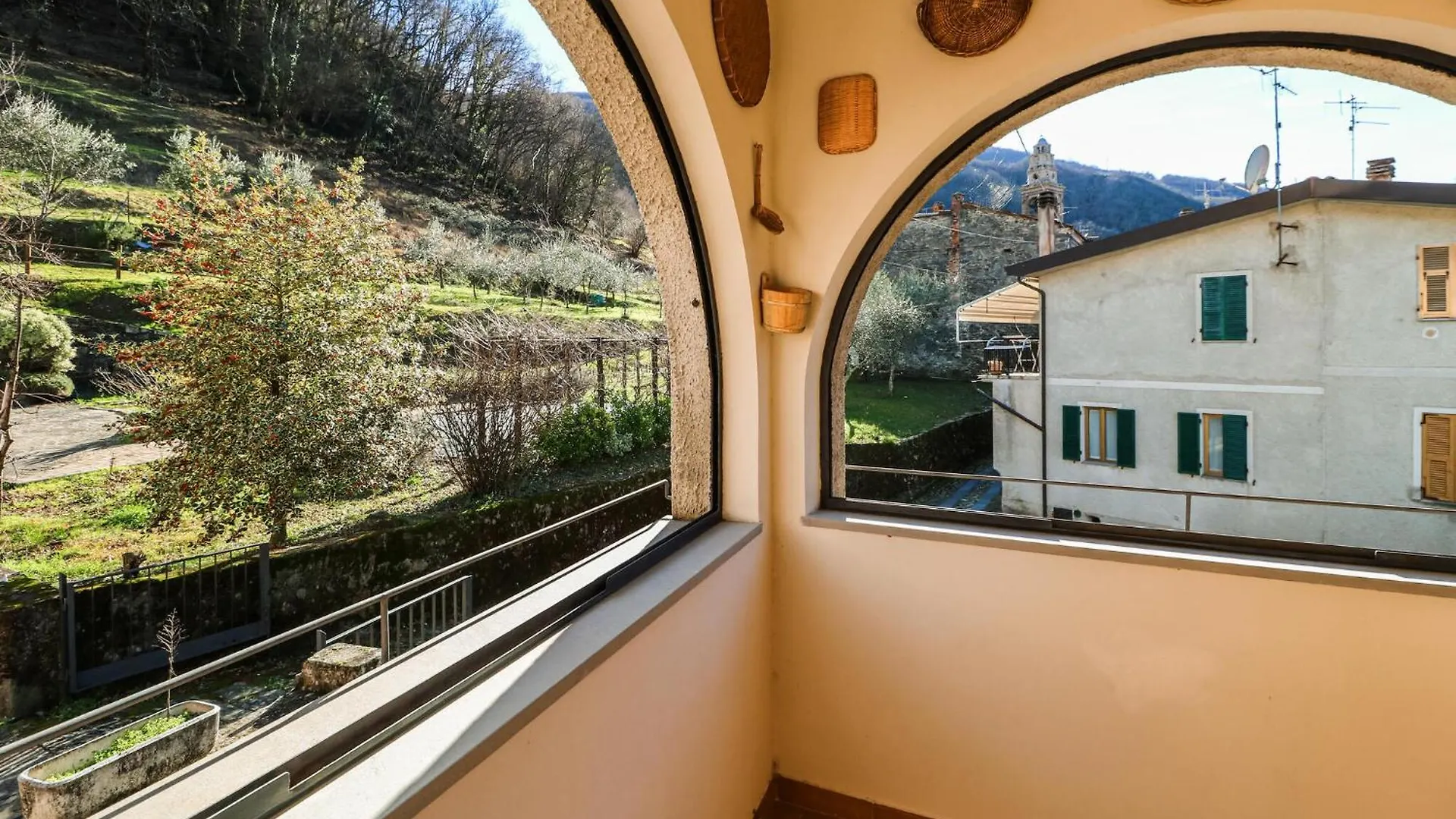 2 Bedroom Beautiful Home In Castagnetoli Mulazzo 0*,  Italy