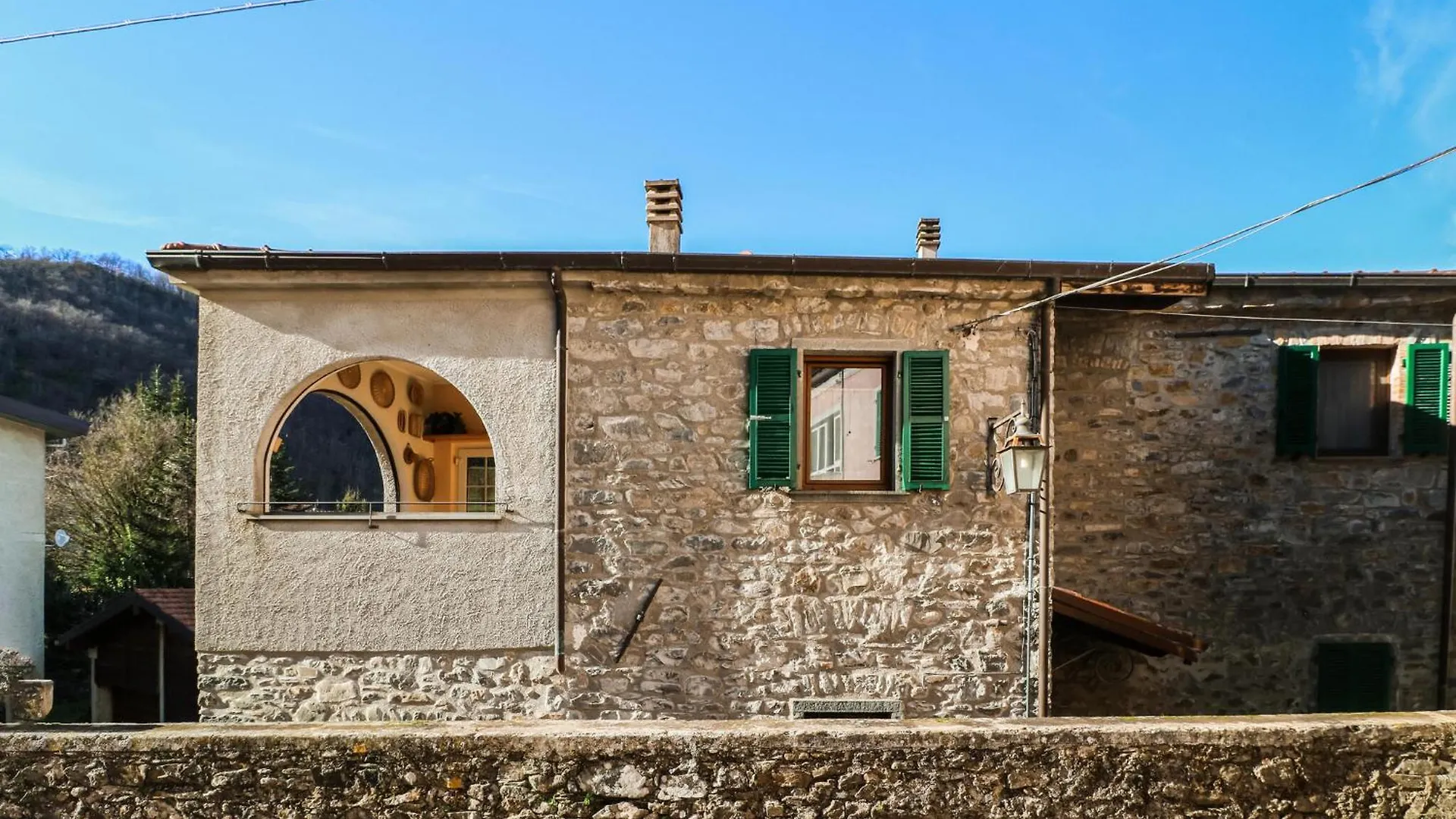2 Bedroom Beautiful Home In Castagnetoli Mulazzo Holiday home